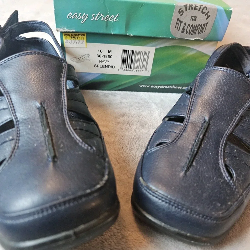 Easy Street Womens Splendid Navy Casual‎ Stretch Shoes 10M Box
